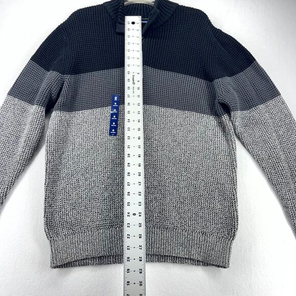 IZOD Men's Black Grey Color Block Mock Neck Button Sweater Size M - Picture 9 of 10